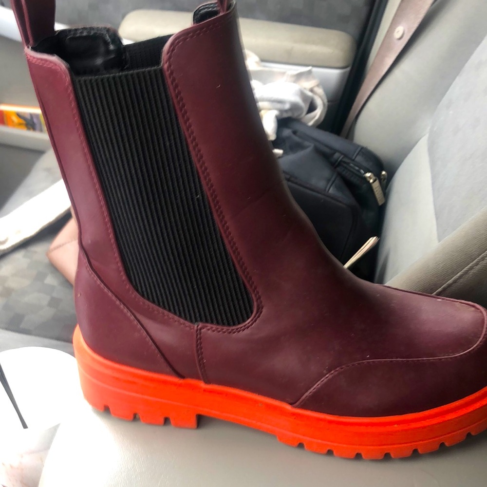 Soda rain boots